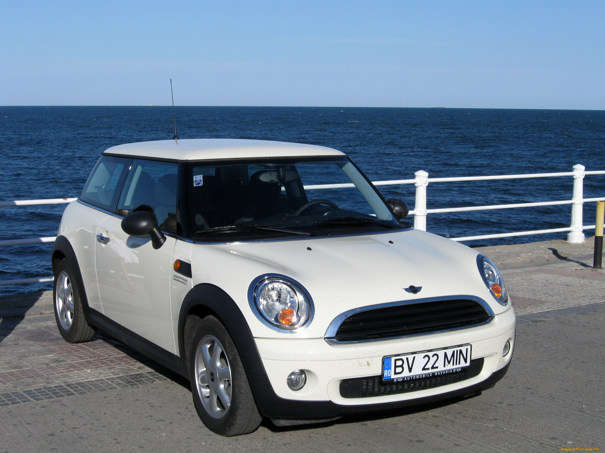 , mini